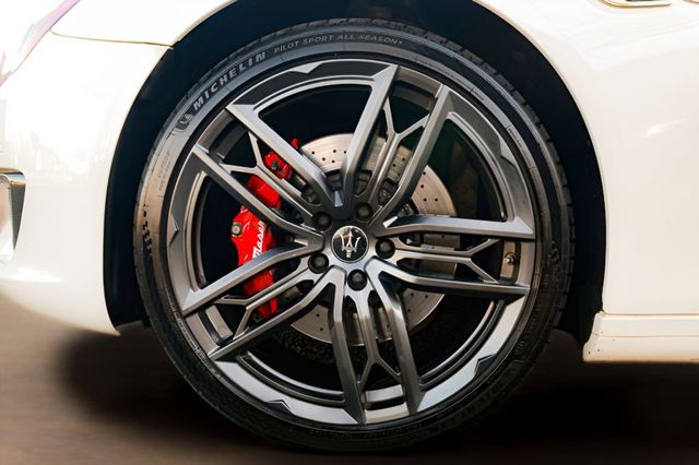 2022 Maserati Quattroporte Modena 3.0L - 23006305 - 33