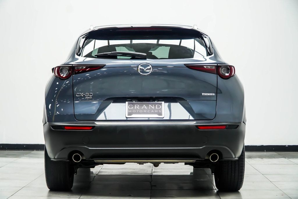 Mazda CX-30 photo 12