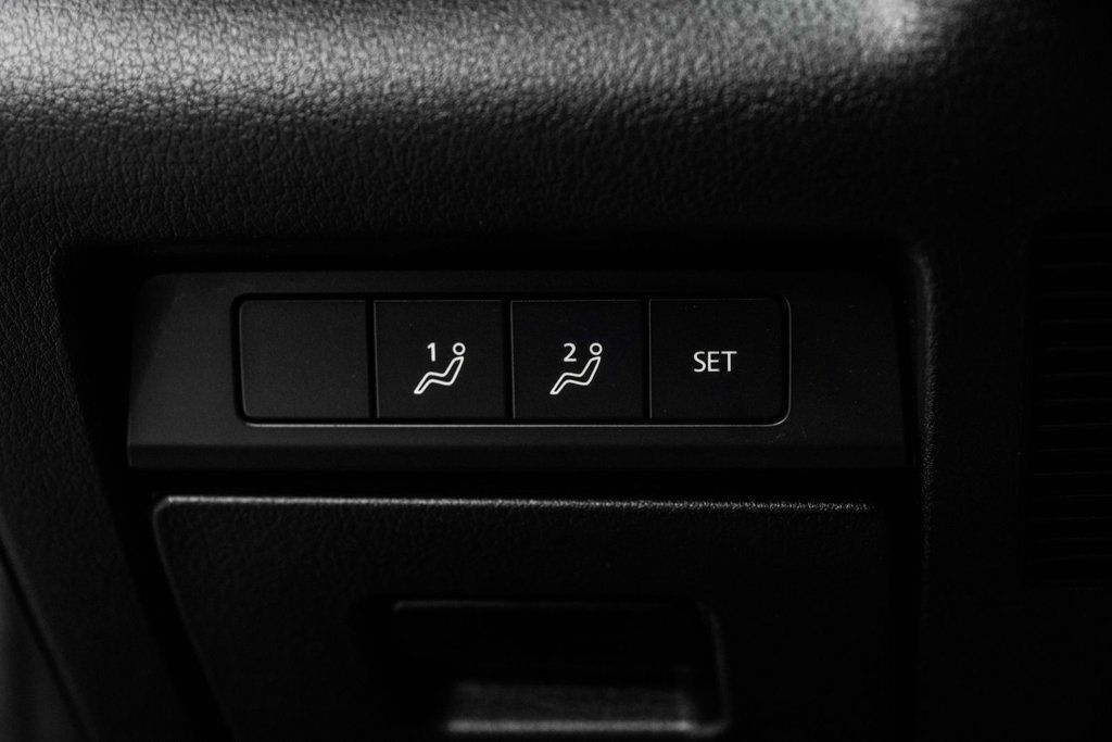 Mazda CX-30 photo 30
