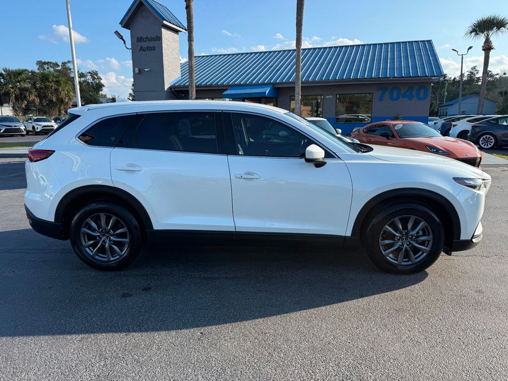 2022 Mazda CX-9 Touring photo 4