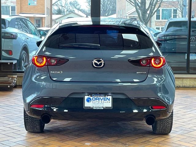 2022 Mazda Mazda3 Hatchback Carbon Edition Automatic FWD - 22979781 - 9