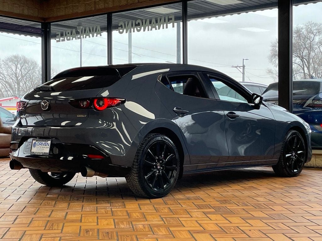 2022 Mazda Mazda3 Hatchback Carbon Edition Automatic FWD - 22979781 - 10