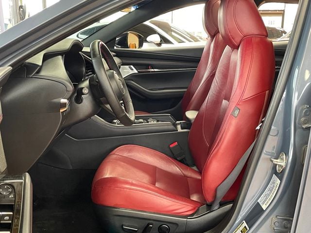 2022 Mazda Mazda3 Hatchback Carbon Edition Automatic FWD - 22979781 - 11