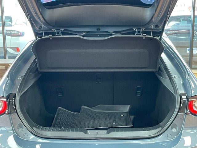 2022 Mazda Mazda3 Hatchback Carbon Edition Automatic FWD - 22979781 - 20