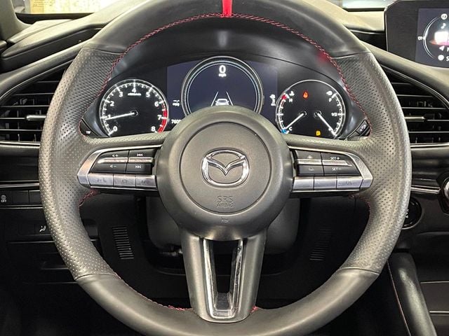 2022 Mazda Mazda3 Hatchback Carbon Edition Automatic FWD - 22979781 - 26