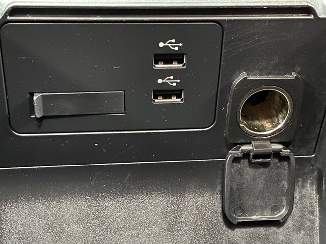 2022 Mazda Mazda3 Hatchback Carbon Edition Automatic FWD - 22979781 - 35