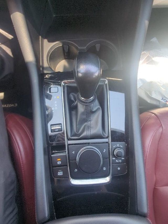 2022 Mazda Mazda3 Hatchback Carbon Edition Automatic FWD - 23028547 - 12