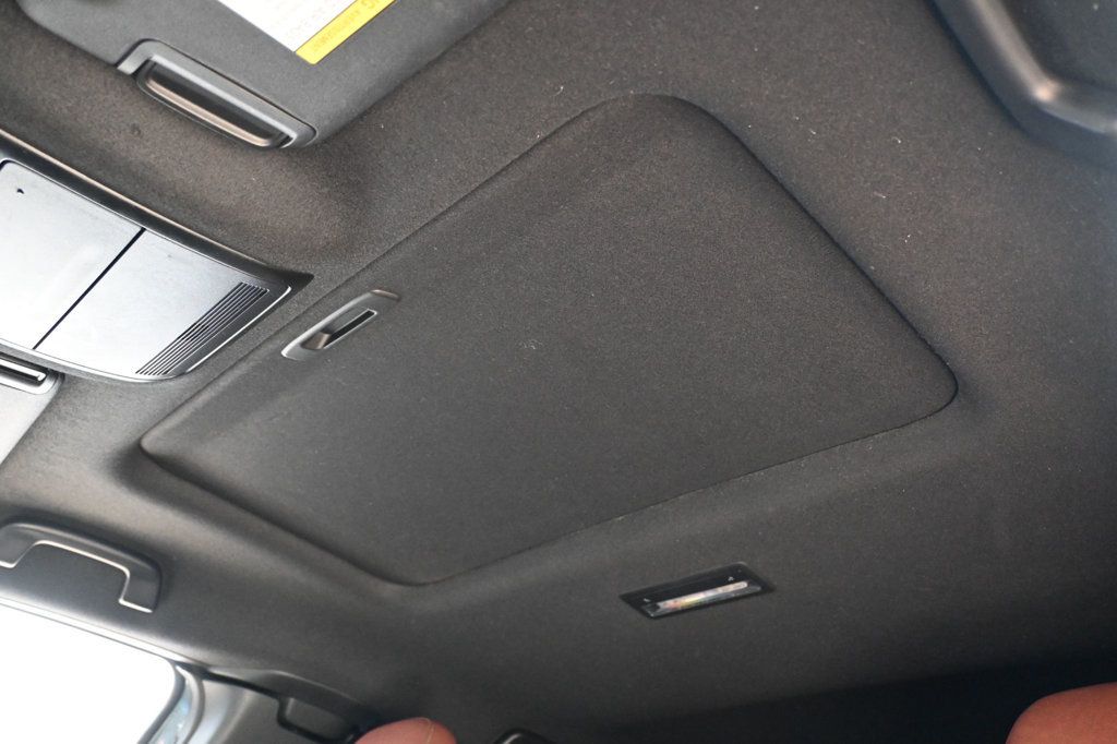 Mazda MX-30 photo 18