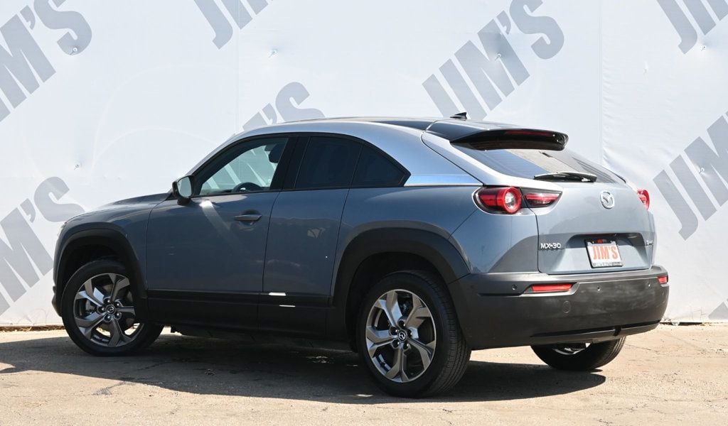 Mazda MX-30 photo 7