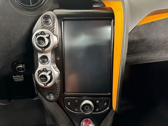 2022 McLaren 720S  - 22963719 - 11