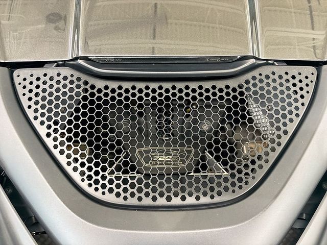 2022 McLaren 720S  - 22963719 - 21