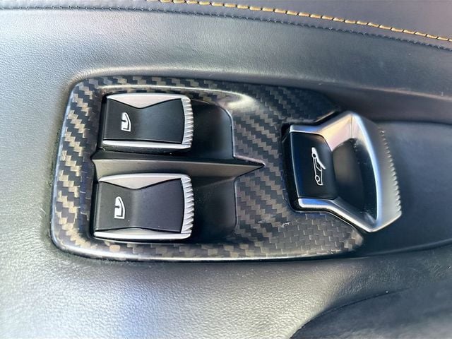 2022 McLaren 720S  - 22963719 - 23