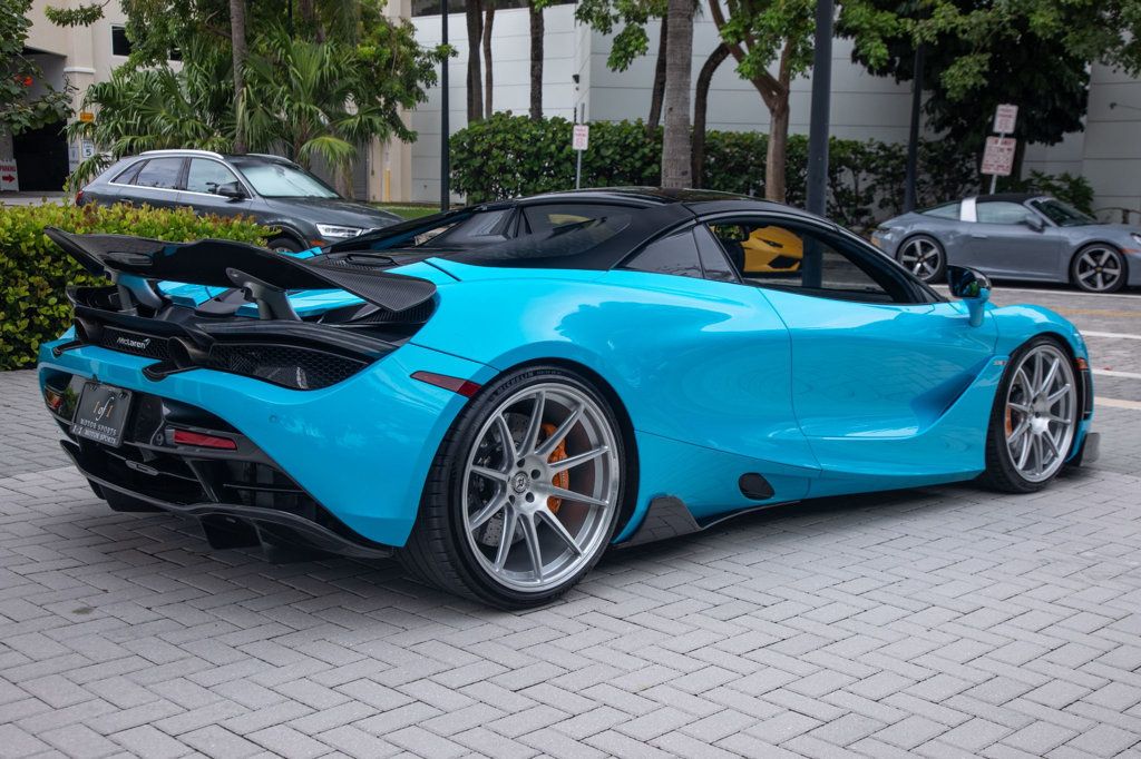 2022 McLaren 720S Performance Spider - 22617656 - 90