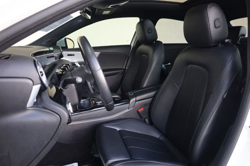 Mercedes-Benz A-Class photo 18