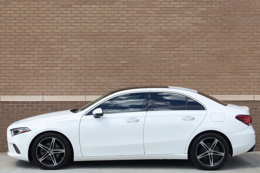 Mercedes-Benz A-Class photo 2