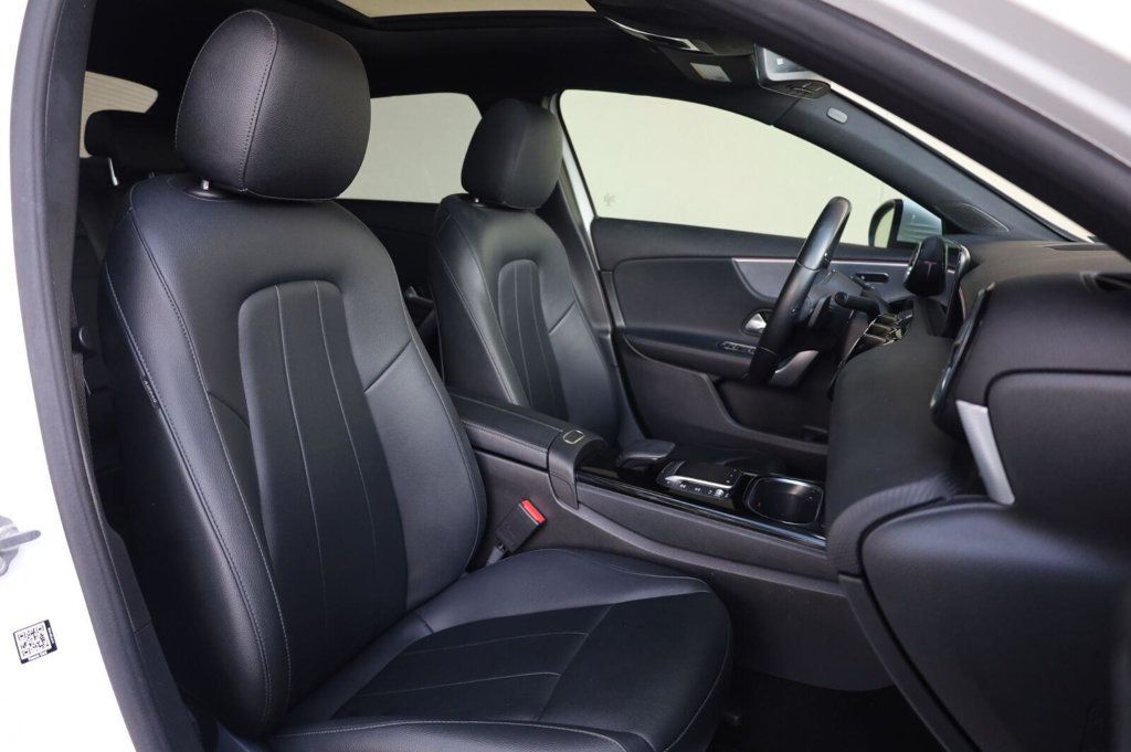 Mercedes-Benz A-Class photo 28