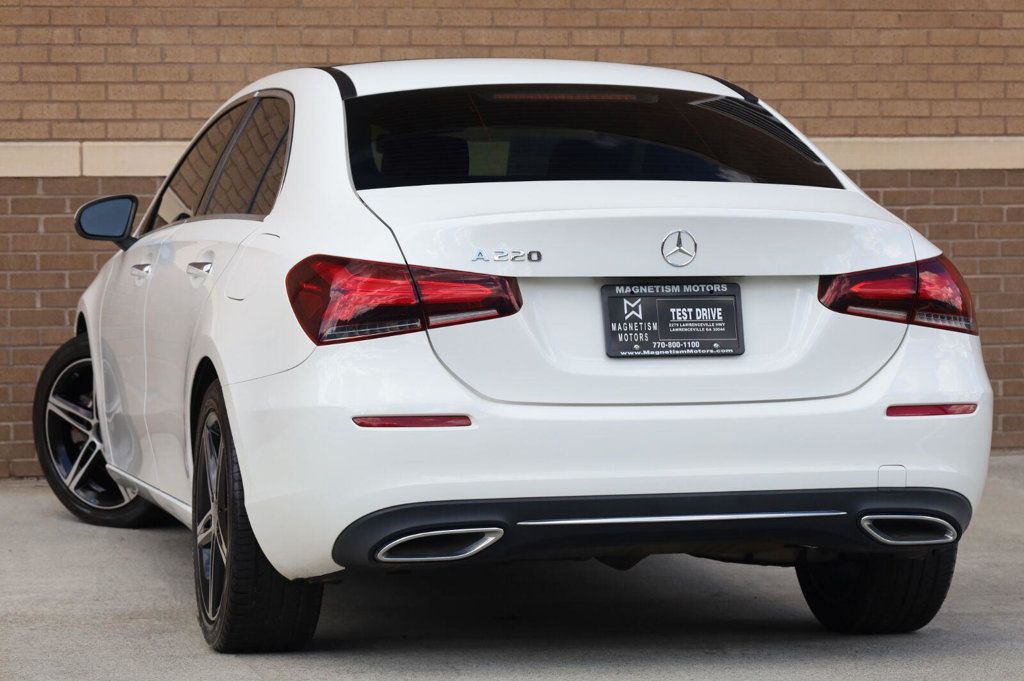 Mercedes-Benz A-Class photo 9