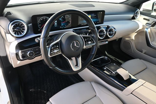 2022 Mercedes-Benz A-Class A220 4MATIC Premium Package Lite - 22971865 - 6
