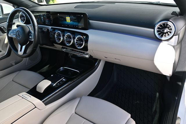 2022 Mercedes-Benz A-Class A220 4MATIC Premium Package Lite - 22971865 - 7