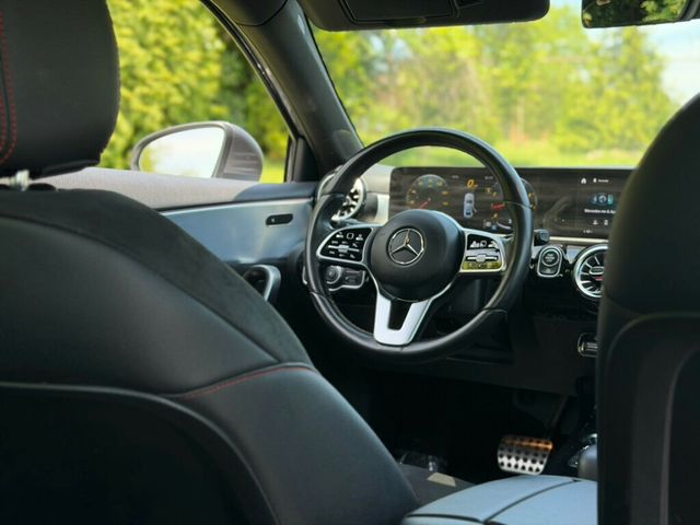 2022 Mercedes-Benz A-Class A 220 4MATIC Sedan - 22991678 - 22