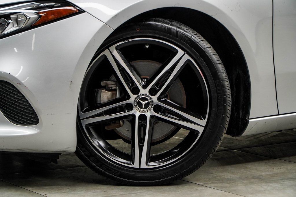 2022 Mercedes Benz A 220 photo 2