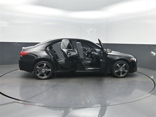 2022 Mercedes-Benz A-Class A 220 Sedan - 22969878 - 40