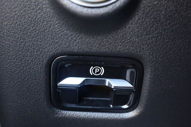 2022 Mercedes-Benz C-Class C 300 - 23037617 - 38