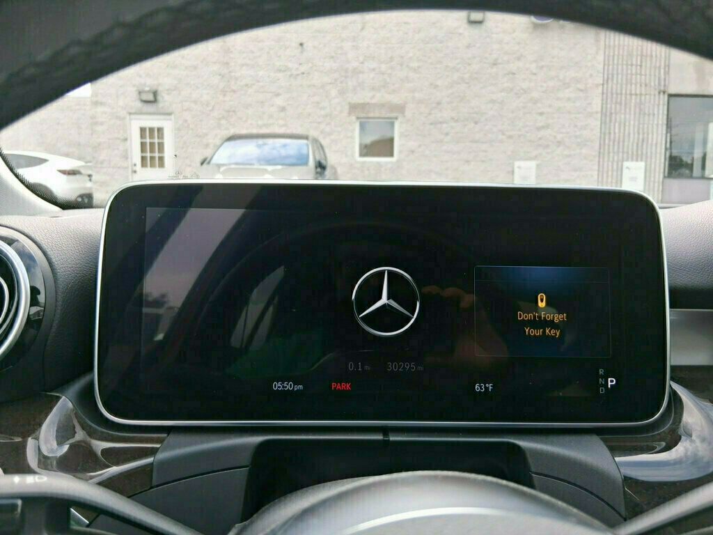 2022 Mercedes Benz C 300 4MATIC Sedan photo 33