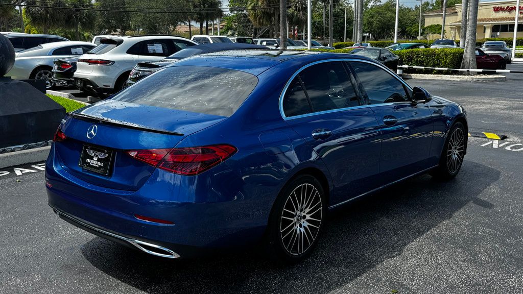 2022 Mercedes Benz C 300 Sedan photo 4
