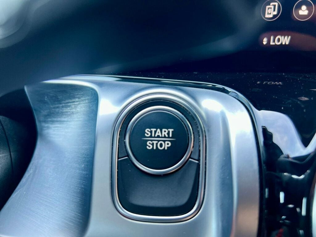 2022 Mercedes Benz EQB 300 4MATIC photo 18