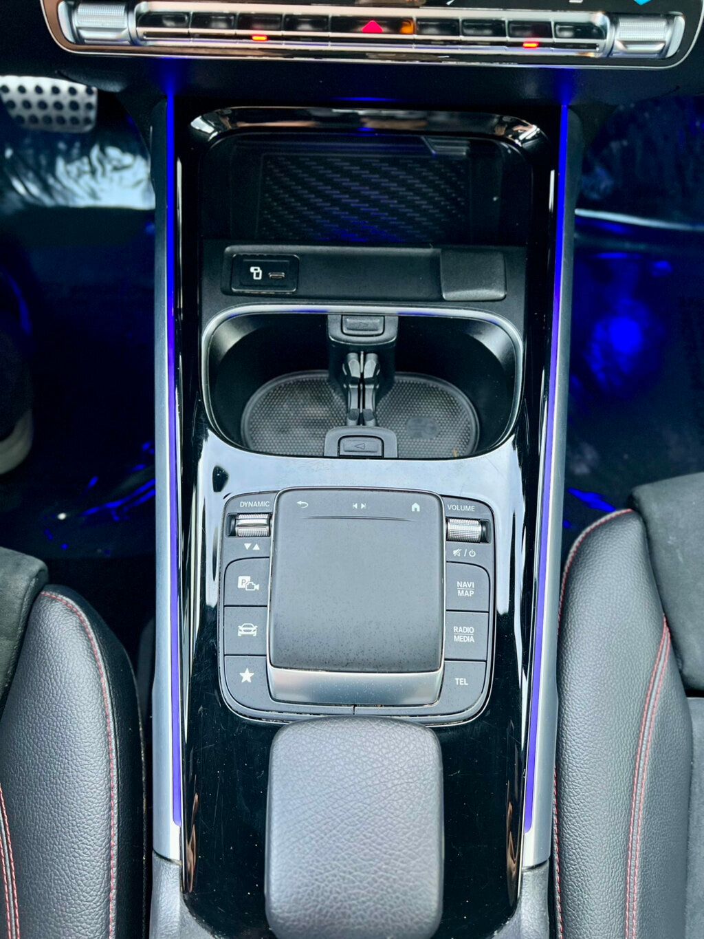 2022 Mercedes Benz EQB 300 4MATIC photo 27