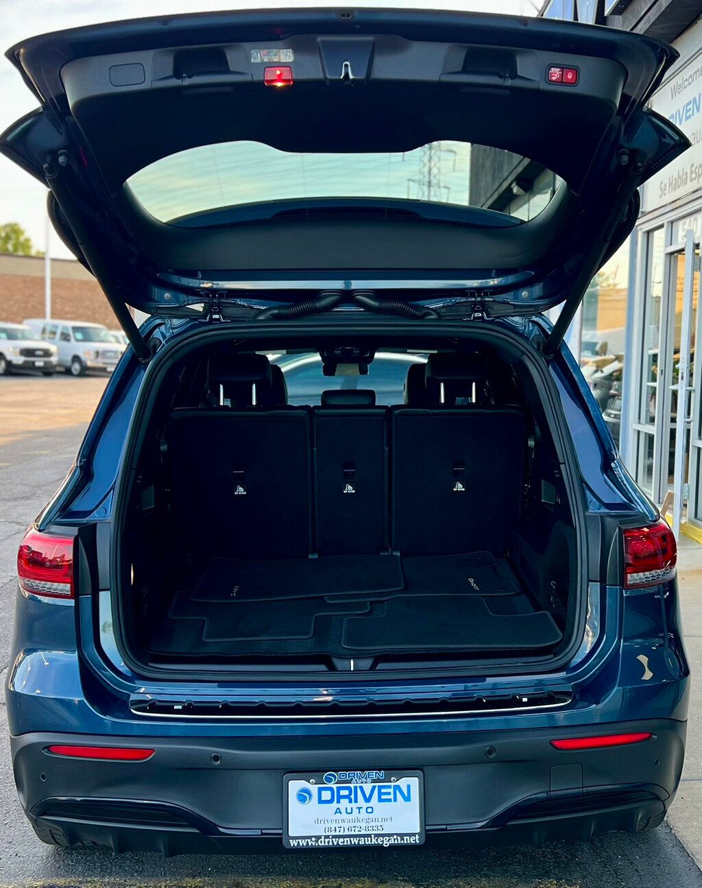 2022 Mercedes Benz EQB 300 4MATIC photo 8