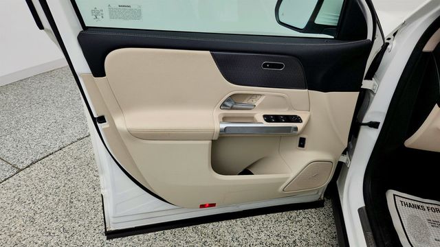 2022 Mercedes-Benz EQB EQB 300 4MATIC SUV w/ Pinnacle Pkg & Driver Assistance Pkg Lite - 23045490 - 10