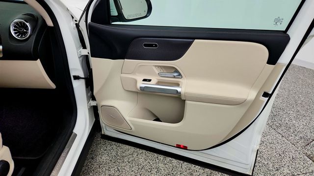 2022 Mercedes-Benz EQB EQB 300 4MATIC SUV w/ Pinnacle Pkg & Driver Assistance Pkg Lite - 23045490 - 25