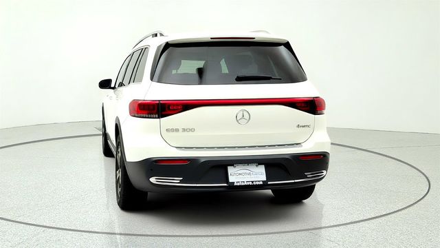 2022 Mercedes-Benz EQB EQB 300 4MATIC SUV w/ Pinnacle Pkg & Driver Assistance Pkg Lite - 23045490 - 5