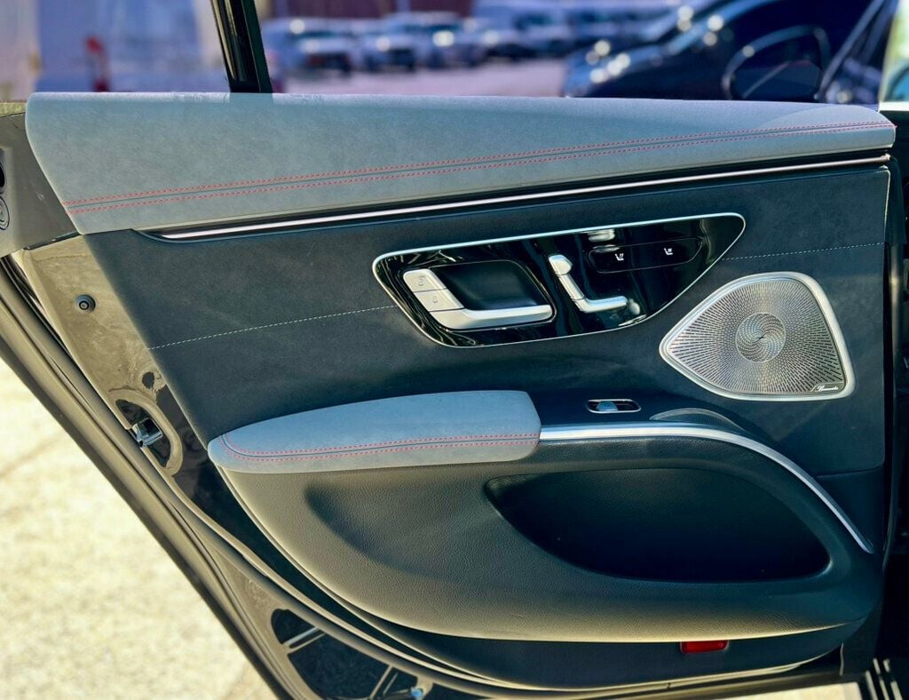 2022 Mercedes Benz EQS Sedan 450 photo 14