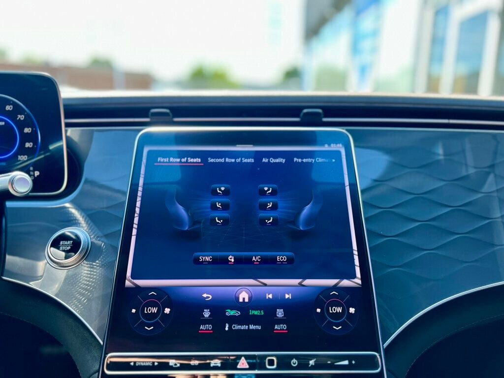 2022 Mercedes Benz EQS Sedan 450 photo 24