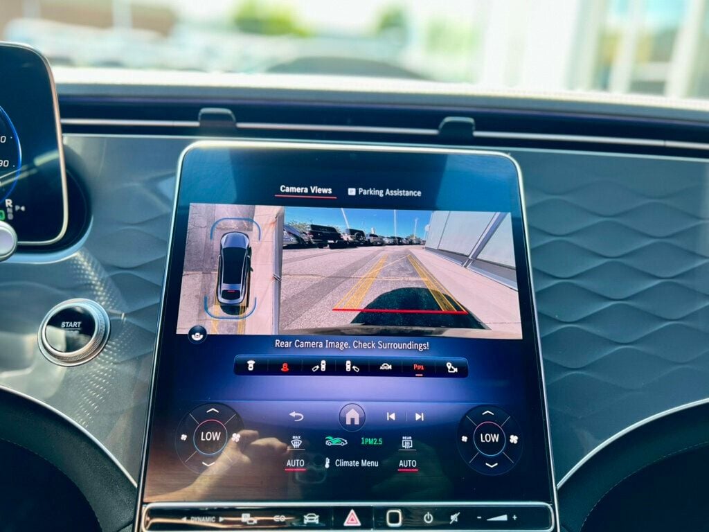 2022 Mercedes Benz EQS Sedan 450 photo 26