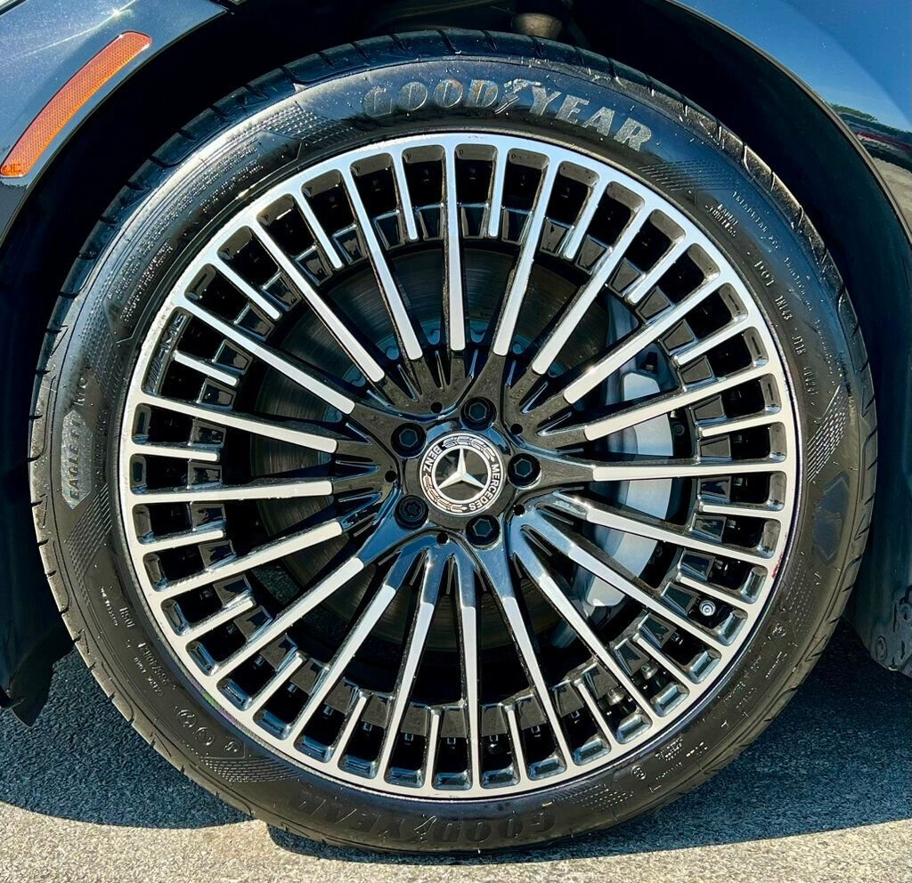 2022 Mercedes Benz EQS Sedan 450 photo 29