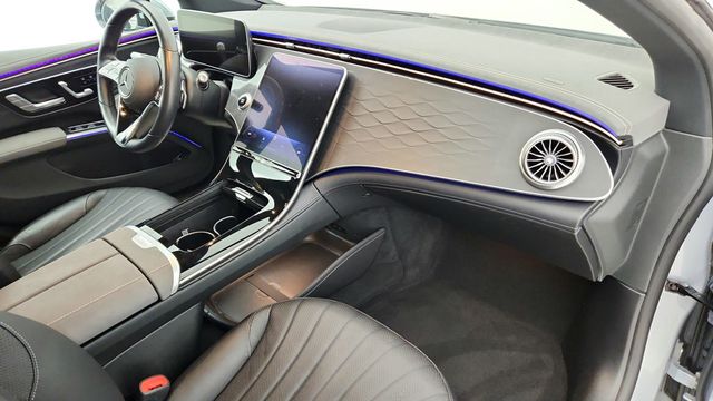 2022 Mercedes-Benz EQS EQS 450+ Sedan with AMG Line Exterior Package & 21'' Wheels - 22944661 - 24