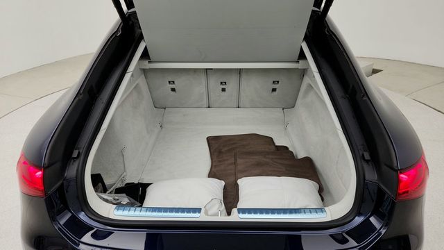 2022 Mercedes-Benz EQS EQS 450+ Sedan with MBUX Hyperscreen, AMG Line Ext & 21'' Wheels - 22942009 - 21