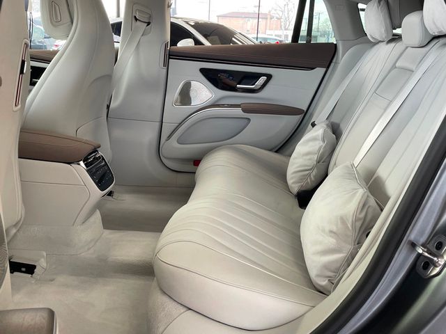 2022 Mercedes-Benz EQS EQS 580 4MATIC Sedan - 22984652 - 21