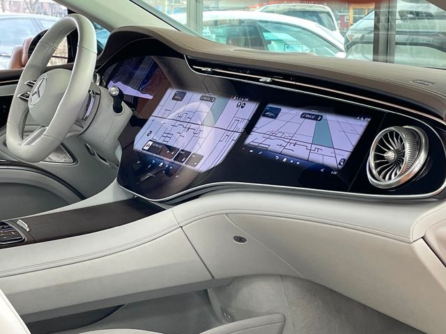 2022 Mercedes-Benz EQS EQS 580 4MATIC Sedan - 22984652 - 31