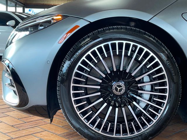 2022 Mercedes-Benz EQS EQS 580 4MATIC Sedan - 22984652 - 4