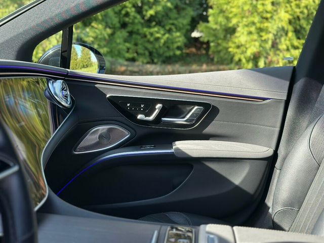 2022 Mercedes-Benz EQS EQS 580 4MATIC Sedan - 22939734 - 13