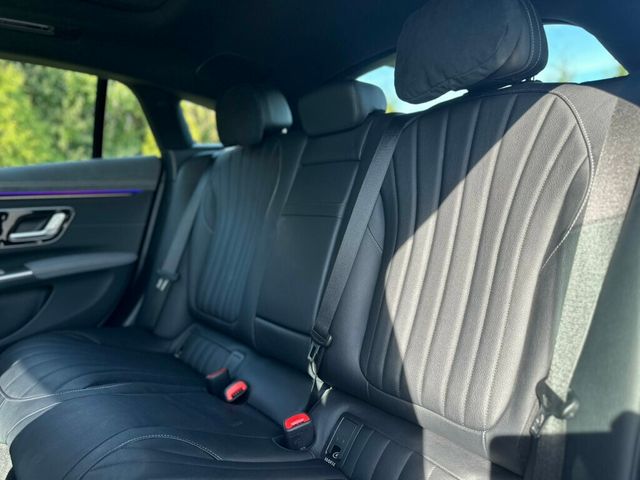 2022 Mercedes-Benz EQS EQS 580 4MATIC Sedan - 22939734 - 17