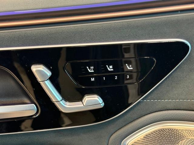 2022 Mercedes-Benz EQS EQS 580 4MATIC Sedan - 23071028 - 18