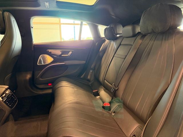2022 Mercedes-Benz EQS EQS 580 4MATIC Sedan - 23071028 - 20