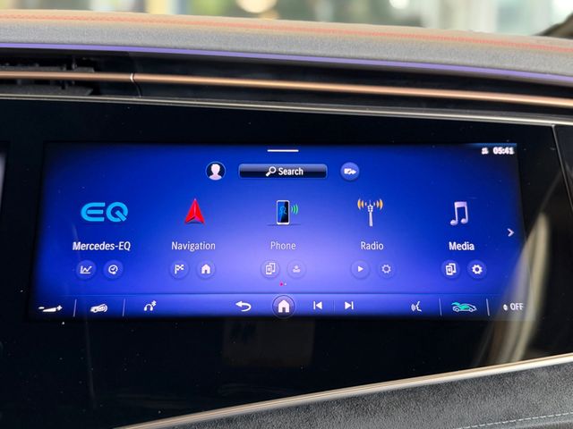 2022 Mercedes-Benz EQS EQS 580 4MATIC Sedan - 23071028 - 36