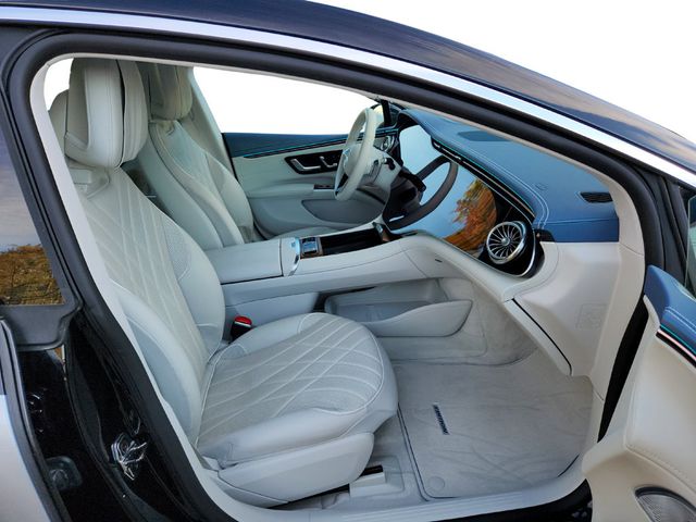 2022 Mercedes-Benz EQS EQS 580 4MATIC Sedan - 22946502 - 24